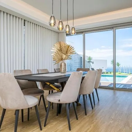 Amazing View - Lux & Pool *