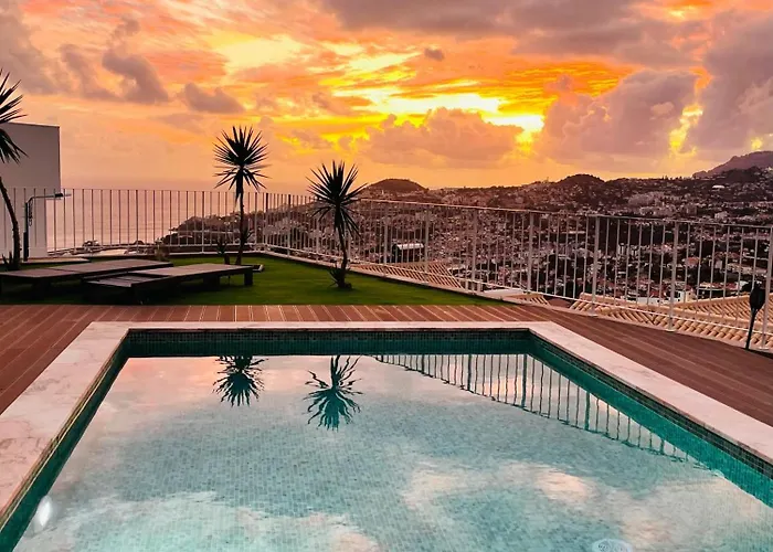 Amazing View - Lux & Pool Villa *